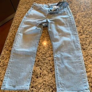 Women’s Levi Premium Wedge Straight